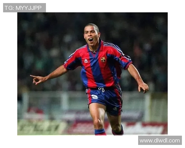 探索罗纳尔多的传奇足球生涯与成就揭秘