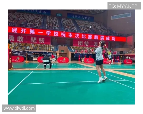 羽毛球的梦想与坚持成都羽毛球队奋斗历程全景纪实