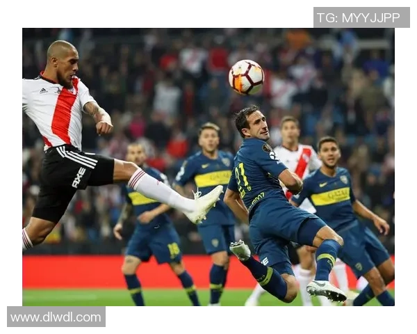 深入解析足球受让图的策略与技巧助你赢得比赛胜利